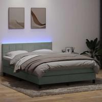 Boxspring met matras en LED fluweel lichtgrijs 140x210 cm