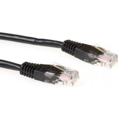 ACT Zwarte 7 meter U/UTP CAT6 patchkabel met RJ45 connectoren