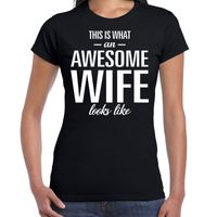 Awesome wife / echtgenote cadeau t-shirt zwart dames Awesome wife / echtgenote cadeau t-shirt zwart dames