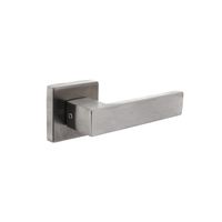 Intersteel Deurklink achterdeurbeslag Amsterdam op vierkante massieve rozet RVS geborsteld