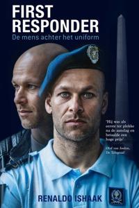 First responder (Paperback)