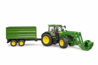 Burder John Deere 7R 350 met voorlader en aanhanger