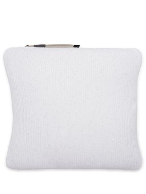 Brunello Cucinelli coussin en maille nervurée - Blanc