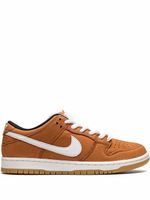 Nike baskets SB Dunk Pro Iso - Marron