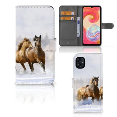 Samsung Galaxy A04e | Telefoonhoesje | Met pasjeshouder | Paarden