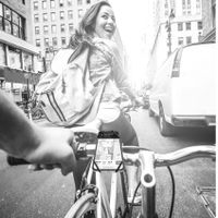Celly Swipe Bike Passieve houder Mobiele telefoon/Smartphone Grijs - thumbnail