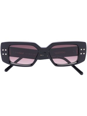 VALENTINO GARAVANI EYEWEAR lunettes de soleil Rockstud à monture rectangulaire - Noir