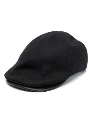 Giorgio Armani béret à détails en cuir - Noir
