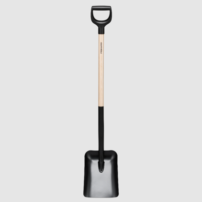 Fiskars Solid Schep met Houten Steel en D-Handgreep FSC - 1066723