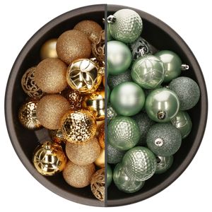 74x stuks kunststof kerstballen mix van mintgroen en goud 6 cm