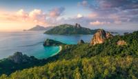 Komar Stefan Hefele; Komar Wanderlust Fotobehang Monkey Island - SHX7-122