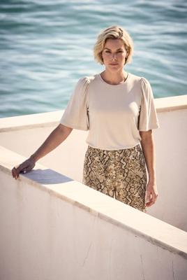 Lady Day Blake L21.201.3170 T-shirt Korte Mouw Sand