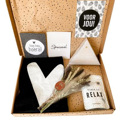 Brievenbuscadeautje - Confetti