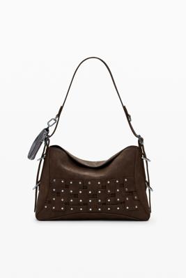 Middelgrote handtas met patches en studs - BROWN - U