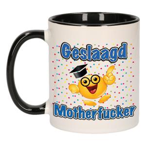 Bellatio Decorations Geslaagd cadeau mok - zwart - Geslaagd Motherfucker - Ca. 300 ml   -