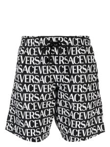 Versace short de bain à logo imprimé - Noir