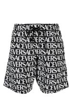 Versace short de bain à logo imprimé - Noir - thumbnail