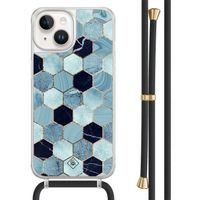 iPhone 14 hoesje met zwart koord - Blue cubes
