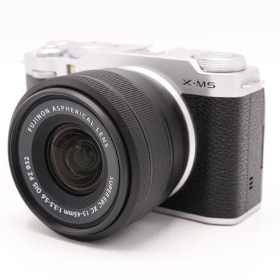 Fujifilm X-M5 zilver + XC 15-45mm occasion