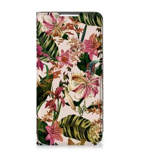 Samsung Galaxy S22 Plus Smart Cover Flowers