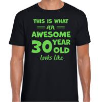 Cadeau T-shirt voor heren - leeftijd 30 jaar - awesome - zwart - glitter groen - Verjaardagsfeest