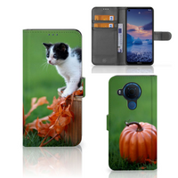 Nokia 5.4 Telefoonhoesje met Pasjes Kitten - thumbnail