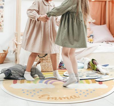 Vinyl vloerkleed met naam Gepersonaliseerde regenboog