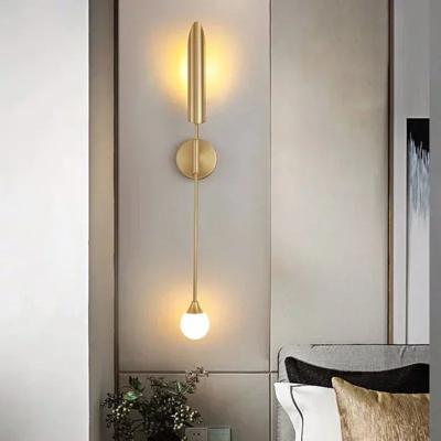 LustraVogue Aura - Luxe Moderne Wandlamp met Glazen Kap