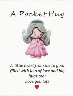 Pocket Hug Wenskaart met Kleine Engel - Relaties & Persoonlijke ontwikkeling - Spiritueelboek.nl