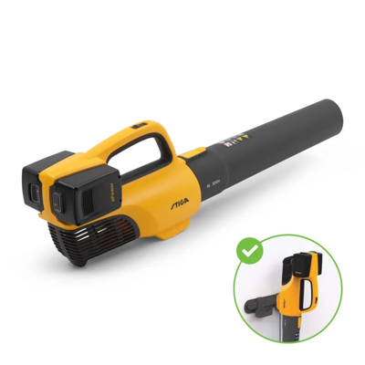 Stiga BL 300e | Bladblazer | 3 serie | 0,5 kW | 43 m/s | 12m³/min | exclusief accu/lader, incl docking station - 273500001/ST1