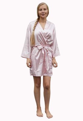 Satin-Luxury Licht roze satijnen kimono met naam borduren