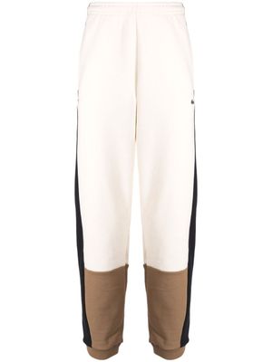Lacoste pantalon de jogging à logo brodé - Blanc