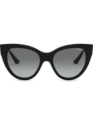 Vogue Eyewear lunettes de soleil à monture papillon oversize - Noir