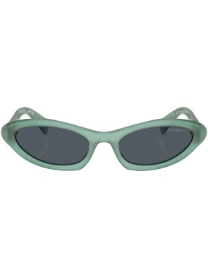 Miu Miu Eyewear lunettes de soleil ovales à plaque logo - Bleu