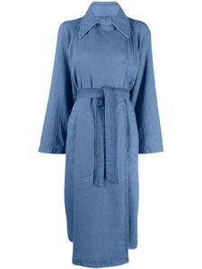 Emporio Armani manteau ceinturé à boutonnière croisée - Bleu