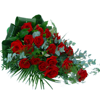 Rouwboeket van rode rozen