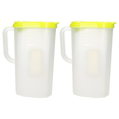 Plasticforte Waterkan met deksel - 2x stuks - 2 liter - lime groen/ transparant - kunststof - smal