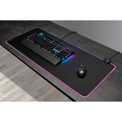 Corsair MM700 RGB Extended Mouse Pad