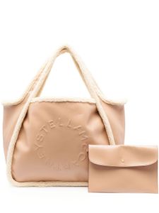 Stella McCartney sac cabas en peau lainée artificielle à logo Stella - Tons neutres