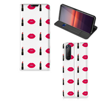 Sony Xperia 5 II Hoesje met Magneet Lipstick Kiss