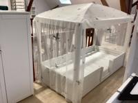 Lifetime 4-in-1 hemelbed wit met voile Showmodel