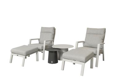 Qopps 2x Okios loungestoel met 2x voetenbank en 2 koffietafeltjes