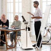 Mobiele Computertafel om Staand of Zittend te Gebruiken met een Kantelbare Tafelblad en Kast voor de Thuiskantoor Wit