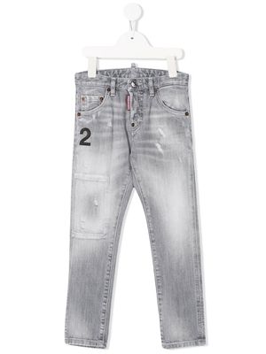 DSQUARED2 KIDS jean à patch brodé - Gris