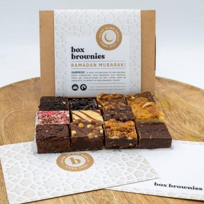 Ramadan Mubarak Mini's Box - 12 Brownies Per Post - Brievenbus Pakket - 12 smaken - Ramadan - Iftar Eten - Fijne Ramadan- Cadeau - Halal Brownies