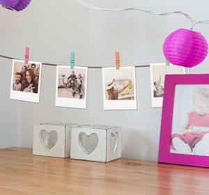 Ornament muursticker lijn met polaroids