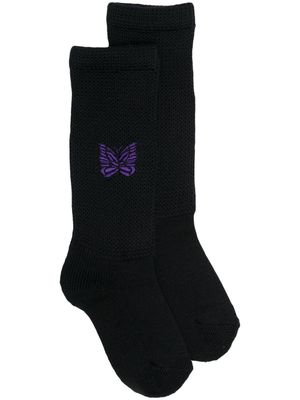 Needles chaussettes 3/4 à broderie papillon - Noir