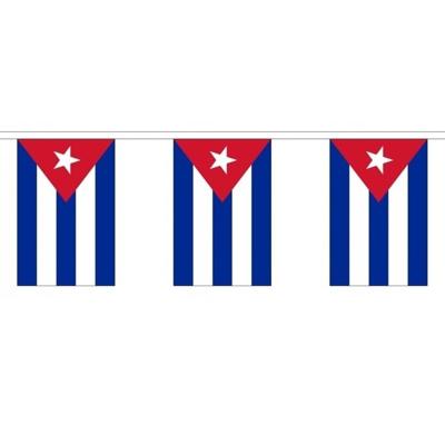 Feest vlaggetjes/vlaggenlijn - 3x - Cuba - 300 cm - slingers versiering - buiten/binnen - polyester