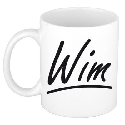 Wim Naam koffiemok - beker - met sierlijke letters - wit - 300 ml - Cadeau - Heren Wim Naam koffiemok - beker - met sierlijke letters - wit - 300 ml - Cadeau - Heren
