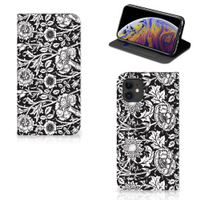 Apple iPhone 11 Smart Cover Black Flowers - thumbnail